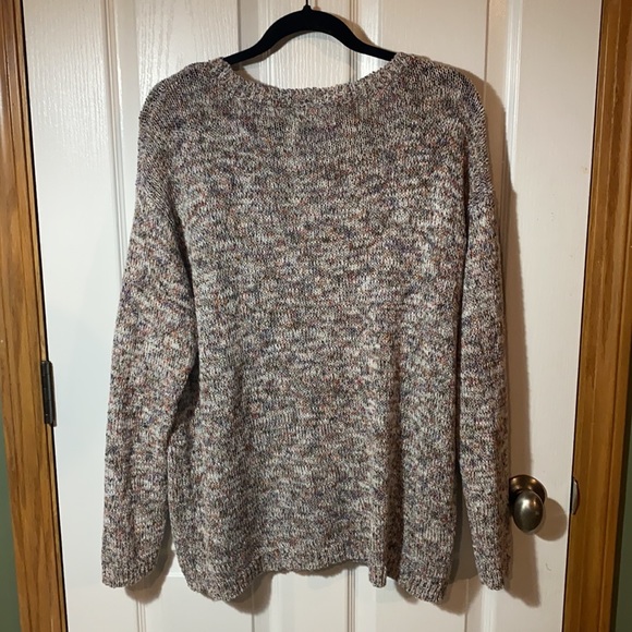 3 for $30 NWT Lou & Grey Sweater - Picture 4 of 5